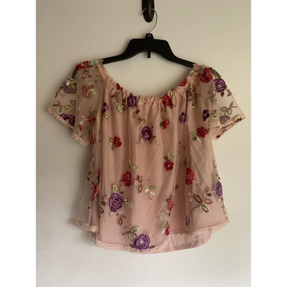 Stassi Embroidered Top BB Dakota - Picture 3 of 8